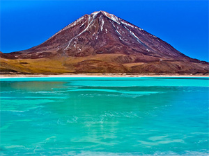 Тур в Боливию и Чили. Озеро Зеленое